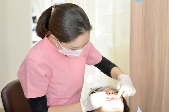 歯科助手の熟女 ステップアップ歯科助手ガイドブック／埼玉県歯科医師会学術 ...